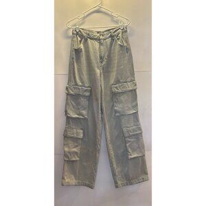 Divided Wide Leg Cargo‎ Pocket Jeans (size 4)